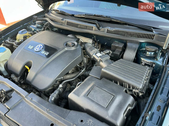 Зеленый Фольксваген Гольф, объемом двигателя 1.6 л и пробегом 204 тыс. км за 4800 $, фото 19 на Automoto.ua