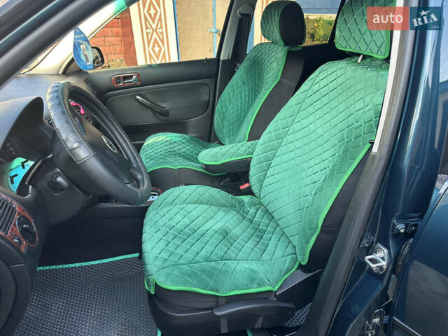 Зеленый Фольксваген Гольф, объемом двигателя 1.6 л и пробегом 204 тыс. км за 4800 $, фото 11 на Automoto.ua