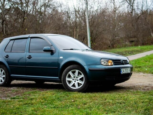 Зеленый Фольксваген Гольф, объемом двигателя 2 л и пробегом 250 тыс. км за 3950 $, фото 8 на Automoto.ua