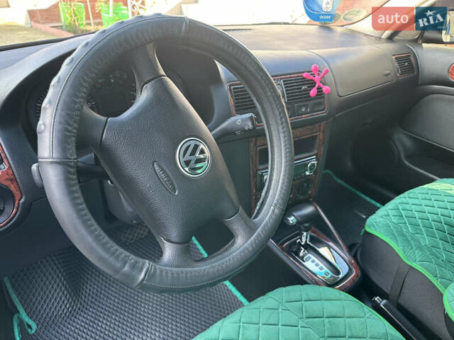 Зеленый Фольксваген Гольф, объемом двигателя 1.6 л и пробегом 204 тыс. км за 4800 $, фото 10 на Automoto.ua