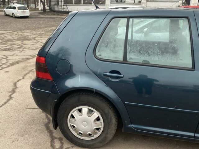 Зеленый Фольксваген Гольф, объемом двигателя 1.6 л и пробегом 269 тыс. км за 3600 $, фото 2 на Automoto.ua