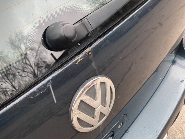 Зеленый Фольксваген Гольф, объемом двигателя 1.6 л и пробегом 269 тыс. км за 3600 $, фото 7 на Automoto.ua