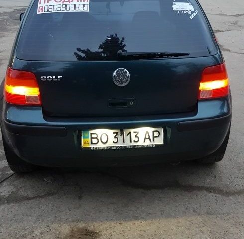 Зеленый Фольксваген Гольф, объемом двигателя 1.4 л и пробегом 160 тыс. км за 4200 $, фото 17 на Automoto.ua