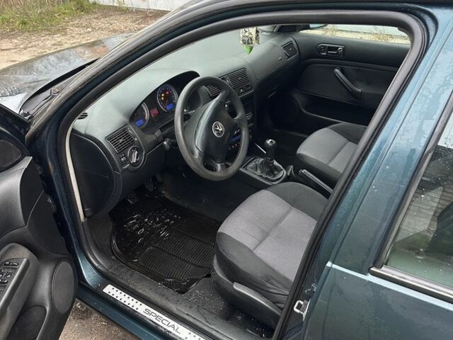 Зелений Фольксваген Гольф, об'ємом двигуна 1.9 л та пробігом 390 тис. км за 1950 $, фото 6 на Automoto.ua