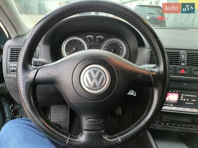Зеленый Фольксваген Гольф, объемом двигателя 1.39 л и пробегом 210 тыс. км за 4600 $, фото 30 на Automoto.ua