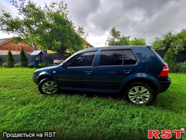 Зеленый Фольксваген Гольф, объемом двигателя 1.6 л и пробегом 225 тыс. км за 4700 $, фото 9 на Automoto.ua