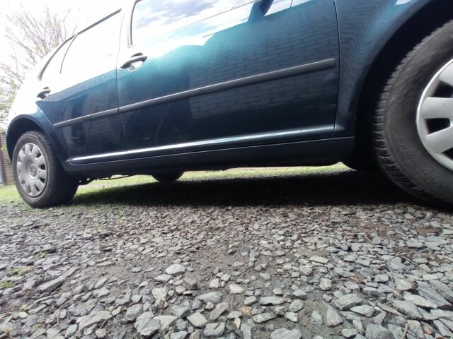 Зелений Фольксваген Гольф, об'ємом двигуна 1 л та пробігом 270 тис. км за 4000 $, фото 4 на Automoto.ua