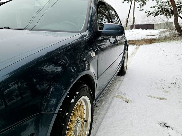 Зеленый Фольксваген Гольф, объемом двигателя 1.6 л и пробегом 220 тыс. км за 5000 $, фото 9 на Automoto.ua