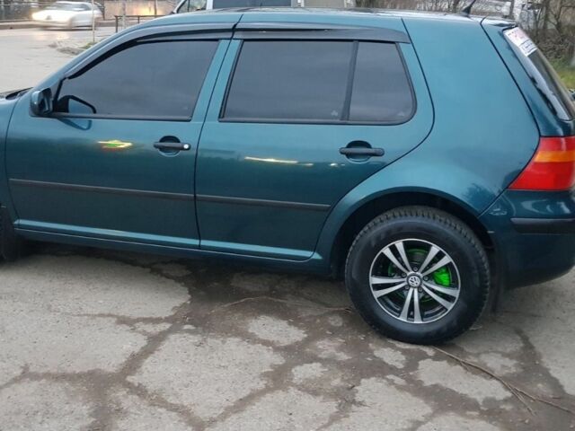 Зеленый Фольксваген Гольф, объемом двигателя 1.4 л и пробегом 160 тыс. км за 4200 $, фото 6 на Automoto.ua