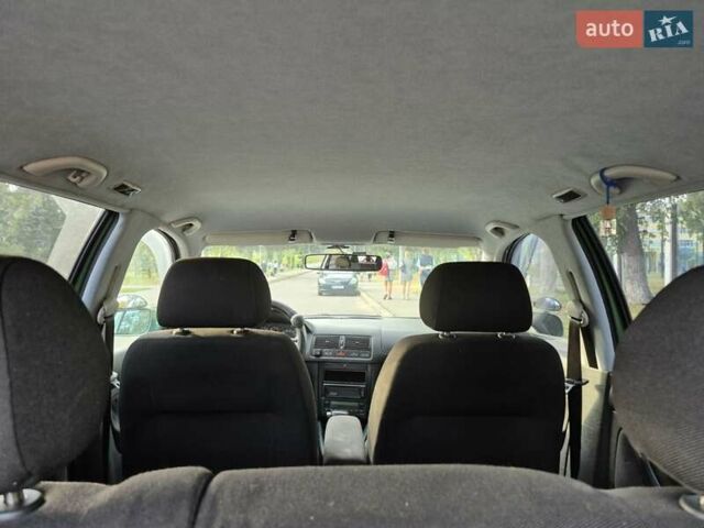 Зеленый Фольксваген Гольф, объемом двигателя 1.98 л и пробегом 315 тыс. км за 4600 $, фото 1 на Automoto.ua