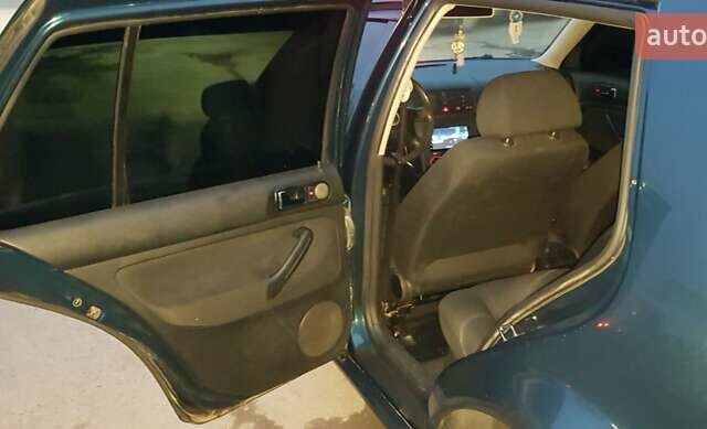 Зелений Фольксваген Гольф, об'ємом двигуна 1.39 л та пробігом 160 тис. км за 4200 $, фото 18 на Automoto.ua