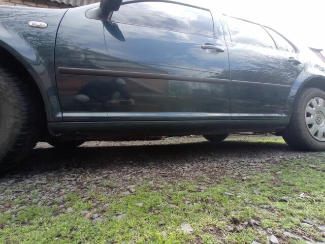 Зелений Фольксваген Гольф, об'ємом двигуна 1 л та пробігом 270 тис. км за 4000 $, фото 3 на Automoto.ua