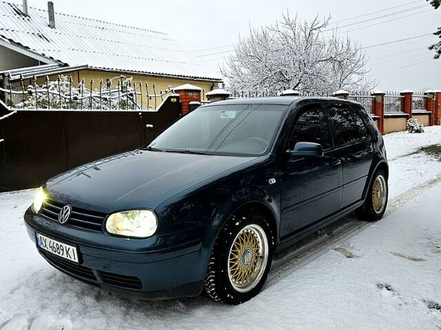 Зеленый Фольксваген Гольф, объемом двигателя 1.6 л и пробегом 220 тыс. км за 5000 $, фото 7 на Automoto.ua