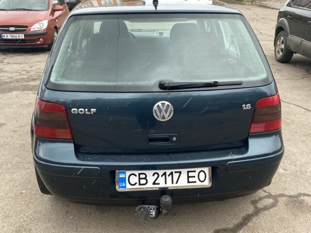 Зеленый Фольксваген Гольф, объемом двигателя 1.6 л и пробегом 269 тыс. км за 3600 $, фото 3 на Automoto.ua