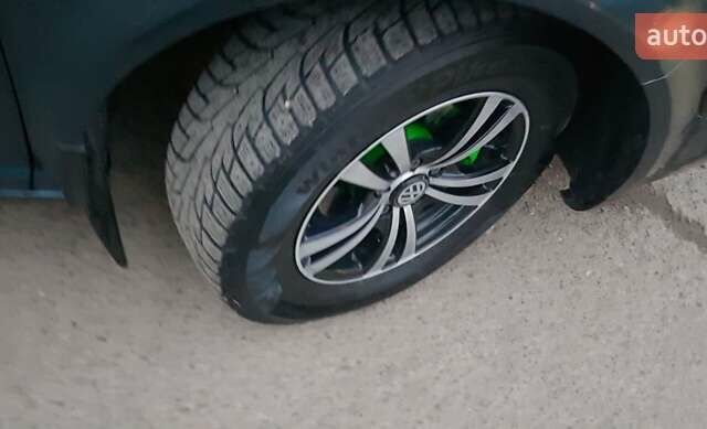 Зелений Фольксваген Гольф, об'ємом двигуна 1.39 л та пробігом 160 тис. км за 4200 $, фото 40 на Automoto.ua