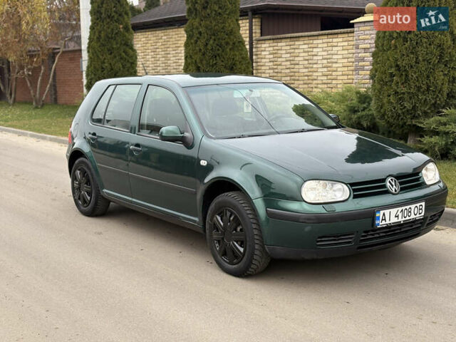 Зеленый Фольксваген Гольф, объемом двигателя 1.39 л и пробегом 248 тыс. км за 2999 $, фото 4 на Automoto.ua