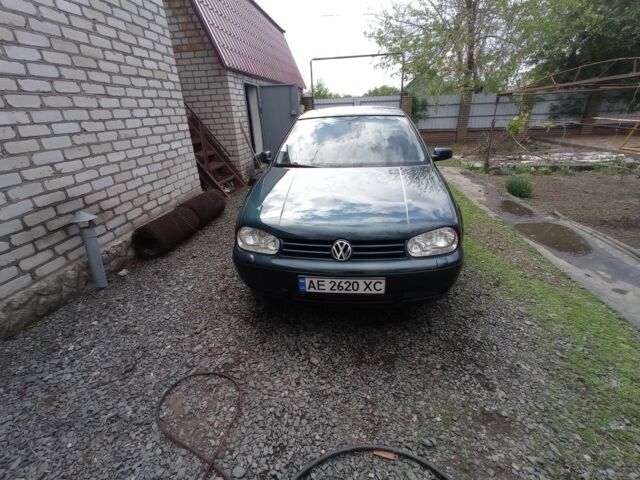 Зеленый Фольксваген Гольф, объемом двигателя 1.6 л и пробегом 270 тыс. км за 4300 $, фото 4 на Automoto.ua