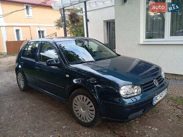 Зеленый Фольксваген Гольф, объемом двигателя 1.6 л и пробегом 250 тыс. км за 3500 $, фото 2 на Automoto.ua