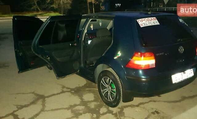 Зелений Фольксваген Гольф, об'ємом двигуна 1.39 л та пробігом 160 тис. км за 4200 $, фото 33 на Automoto.ua