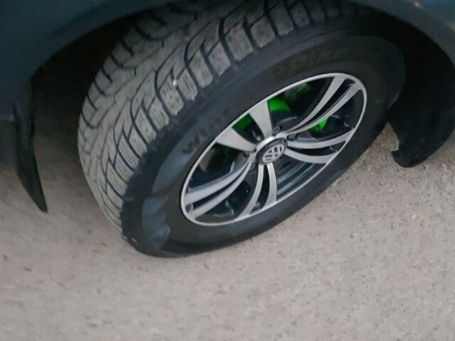 Зеленый Фольксваген Гольф, объемом двигателя 1.4 л и пробегом 160 тыс. км за 4200 $, фото 13 на Automoto.ua