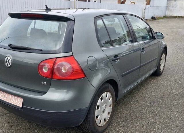 Зеленый Фольксваген Гольф, объемом двигателя 1.6 л и пробегом 197 тыс. км за 5700 $, фото 4 на Automoto.ua