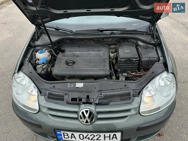 Фольксваген Гольф 2004 у Кропивницькому (Кіровограді) на Automoto.ua Зелений Фольксваген Гольф, об'ємом двигуна 1.4 л та пробігом 238 тис. км за 5999 $, фото 13 на Automoto.ua