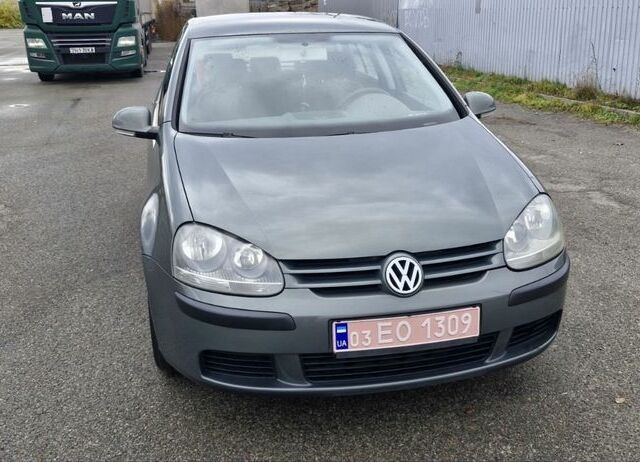 Зеленый Фольксваген Гольф, объемом двигателя 1.6 л и пробегом 197 тыс. км за 5700 $, фото 7 на Automoto.ua