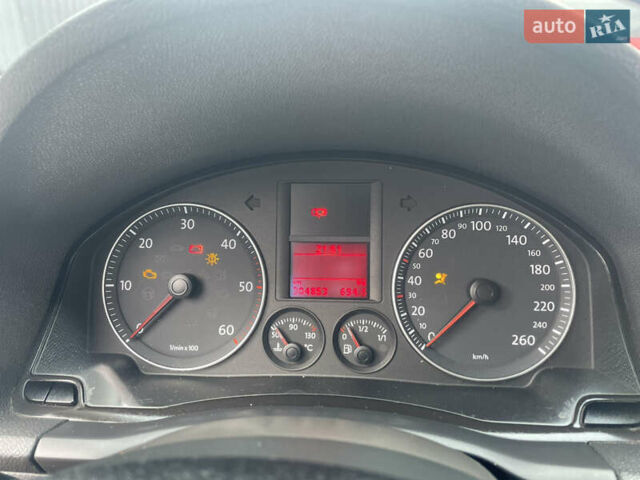 Зеленый Фольксваген Гольф, объемом двигателя 1.9 л и пробегом 304 тыс. км за 4450 $, фото 15 на Automoto.ua