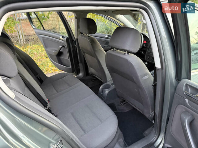 Зеленый Фольксваген Гольф, объемом двигателя 1.4 л и пробегом 274 тыс. км за 4700 $, фото 17 на Automoto.ua