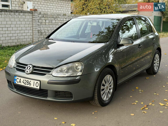 Зеленый Фольксваген Гольф, объемом двигателя 1.4 л и пробегом 274 тыс. км за 4700 $, фото 7 на Automoto.ua