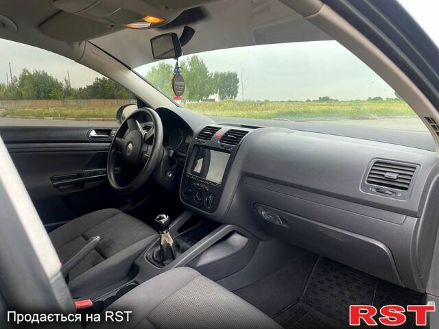 Зелений Фольксваген Гольф, об'ємом двигуна 1.4 л та пробігом 245 тис. км за 5100 $, фото 9 на Automoto.ua