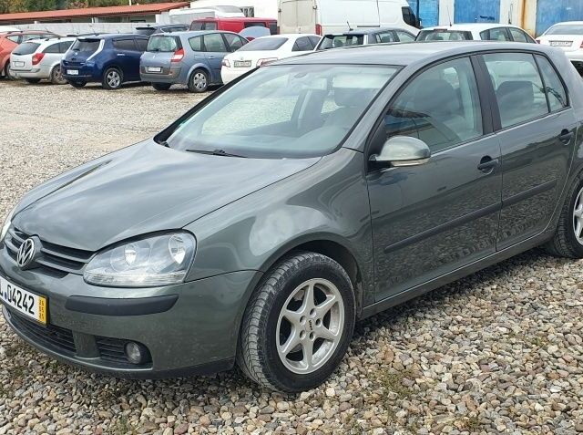 Зеленый Фольксваген Гольф, объемом двигателя 0 л и пробегом 258 тыс. км за 4800 $, фото 1 на Automoto.ua