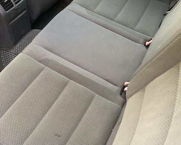 Зеленый Фольксваген Гольф, объемом двигателя 1.6 л и пробегом 205 тыс. км за 5300 $, фото 4 на Automoto.ua