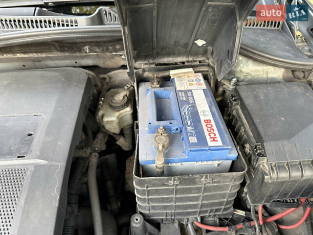 Зеленый Фольксваген Гольф, объемом двигателя 1.4 л и пробегом 274 тыс. км за 4700 $, фото 24 на Automoto.ua