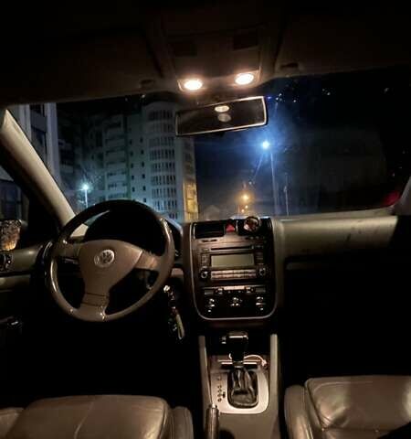 Зелений Фольксваген Гольф, об'ємом двигуна 1.6 л та пробігом 242 тис. км за 6500 $, фото 17 на Automoto.ua