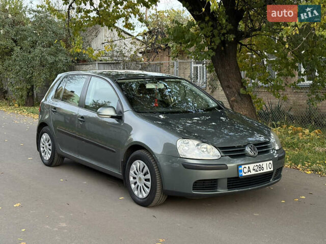 Зеленый Фольксваген Гольф, объемом двигателя 1.4 л и пробегом 274 тыс. км за 4700 $, фото 2 на Automoto.ua