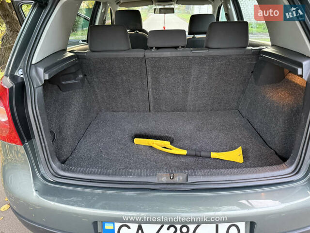 Зеленый Фольксваген Гольф, объемом двигателя 1.4 л и пробегом 274 тыс. км за 4700 $, фото 20 на Automoto.ua