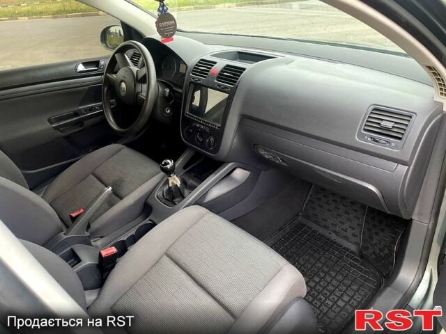 Зелений Фольксваген Гольф, об'ємом двигуна 1.4 л та пробігом 245 тис. км за 5100 $, фото 8 на Automoto.ua