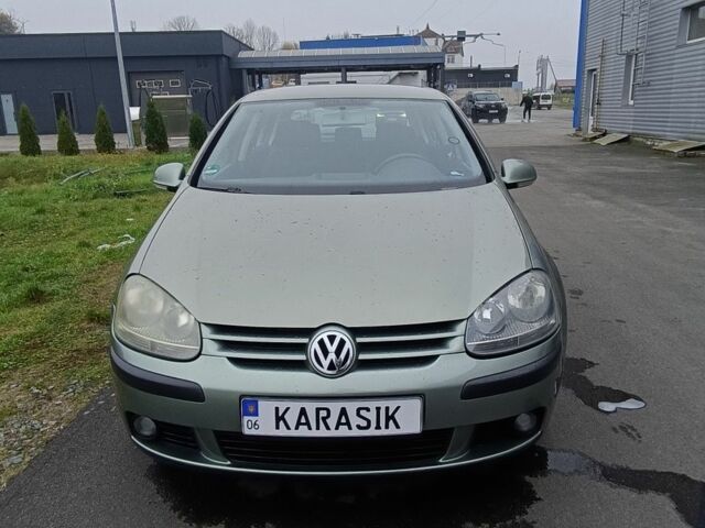 Зеленый Фольксваген Гольф, объемом двигателя 1.6 л и пробегом 232 тыс. км за 5700 $, фото 1 на Automoto.ua