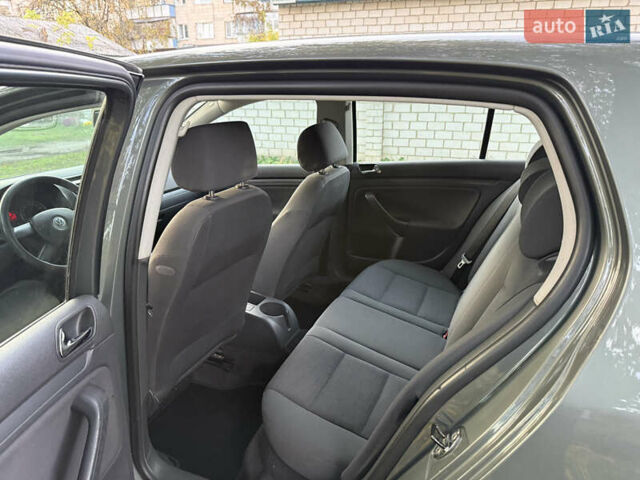 Зеленый Фольксваген Гольф, объемом двигателя 1.4 л и пробегом 274 тыс. км за 4700 $, фото 16 на Automoto.ua