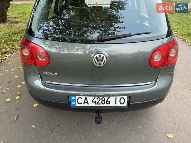 Зеленый Фольксваген Гольф, объемом двигателя 1.4 л и пробегом 274 тыс. км за 4700 $, фото 13 на Automoto.ua