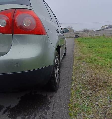 Зеленый Фольксваген Гольф, объемом двигателя 1.6 л и пробегом 232 тыс. км за 5700 $, фото 9 на Automoto.ua