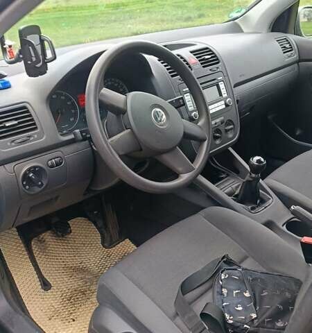 Зеленый Фольксваген Гольф, объемом двигателя 1.6 л и пробегом 232 тыс. км за 5700 $, фото 4 на Automoto.ua