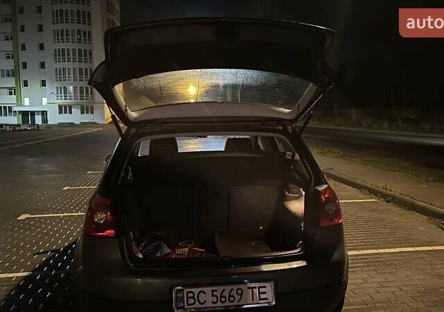 Зелений Фольксваген Гольф, об'ємом двигуна 1.6 л та пробігом 242 тис. км за 6500 $, фото 10 на Automoto.ua