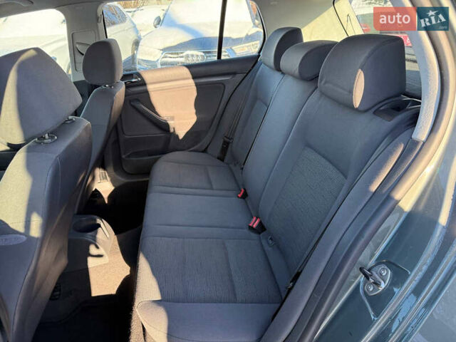 Зеленый Фольксваген Гольф, объемом двигателя 1.4 л и пробегом 222 тыс. км за 5599 $, фото 23 на Automoto.ua