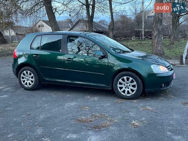 Зеленый Фольксваген Гольф, объемом двигателя 1.6 л и пробегом 167 тыс. км за 5800 $, фото 1 на Automoto.ua