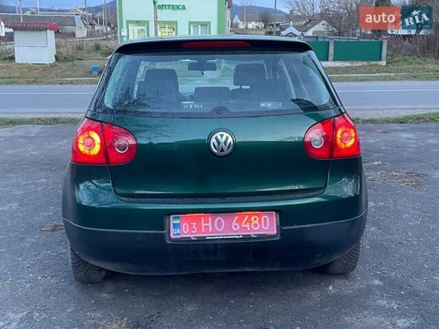 Зеленый Фольксваген Гольф, объемом двигателя 1.6 л и пробегом 167 тыс. км за 5800 $, фото 7 на Automoto.ua