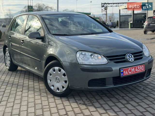 Зеленый Фольксваген Гольф, объемом двигателя 1.4 л и пробегом 222 тыс. км за 4990 $, фото 2 на Automoto.ua