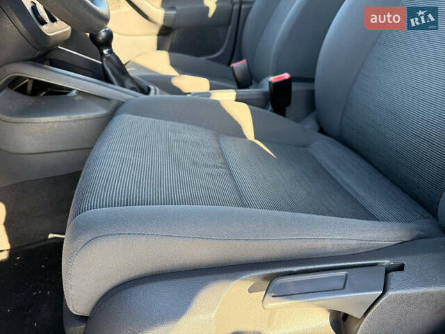 Зеленый Фольксваген Гольф, объемом двигателя 1.4 л и пробегом 222 тыс. км за 5599 $, фото 16 на Automoto.ua