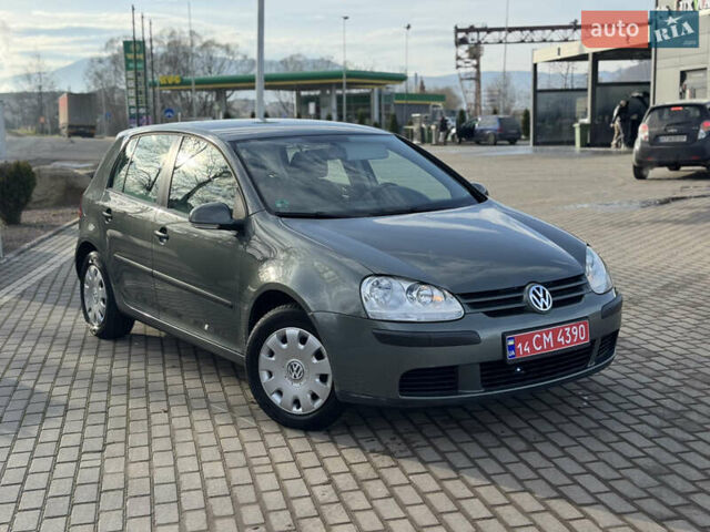 Зеленый Фольксваген Гольф, объемом двигателя 1.4 л и пробегом 222 тыс. км за 4990 $, фото 1 на Automoto.ua
